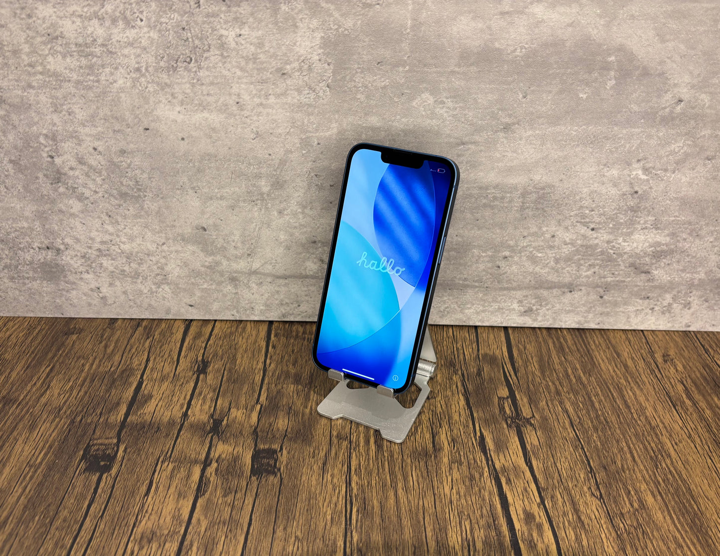 Refurbished iPhone 13 128GB kopen – Blue – Nieuw scherm – Simlockvrij – 1 jaar garantie